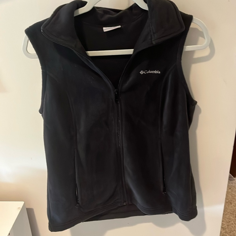 Columbia fleece vest